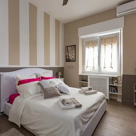 Appartamento Peonies House Quiet Flat Overlooking Roma