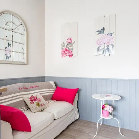 Peonies House Quiet Flat Overlooking * Ρώμη